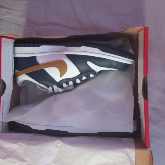 Nike Dunk Low (GS/7Y) White/Gold/Navy - Picture 3 of 6